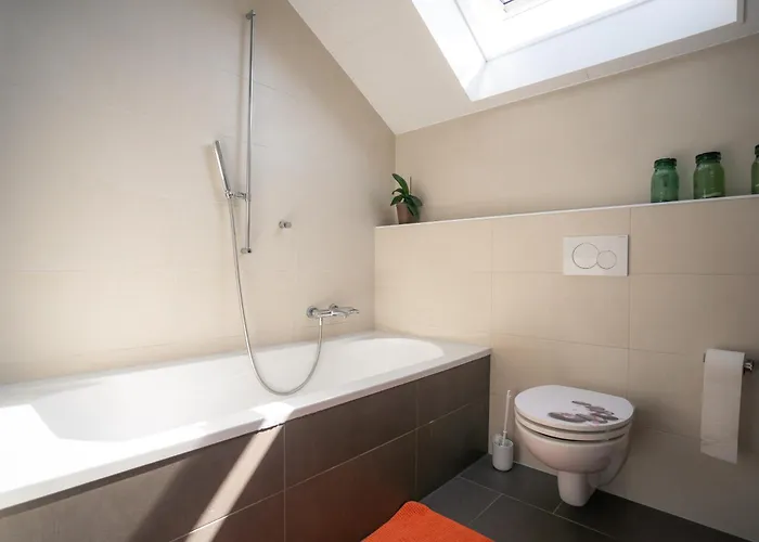 Val - Charmante Maison Au Coeur De Vallon Villa *