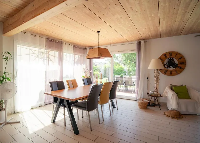 Val - Charmante Maison Au Coeur De Vallon Villa Grandcour