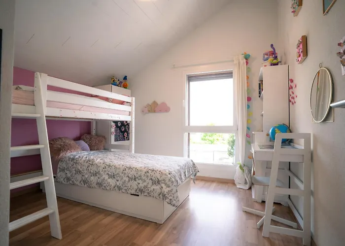 Villa Val - Charmante Maison Au Coeur De Vallon Grandcour